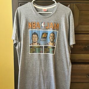 XL Homage NBA JAM Suns logo tee.